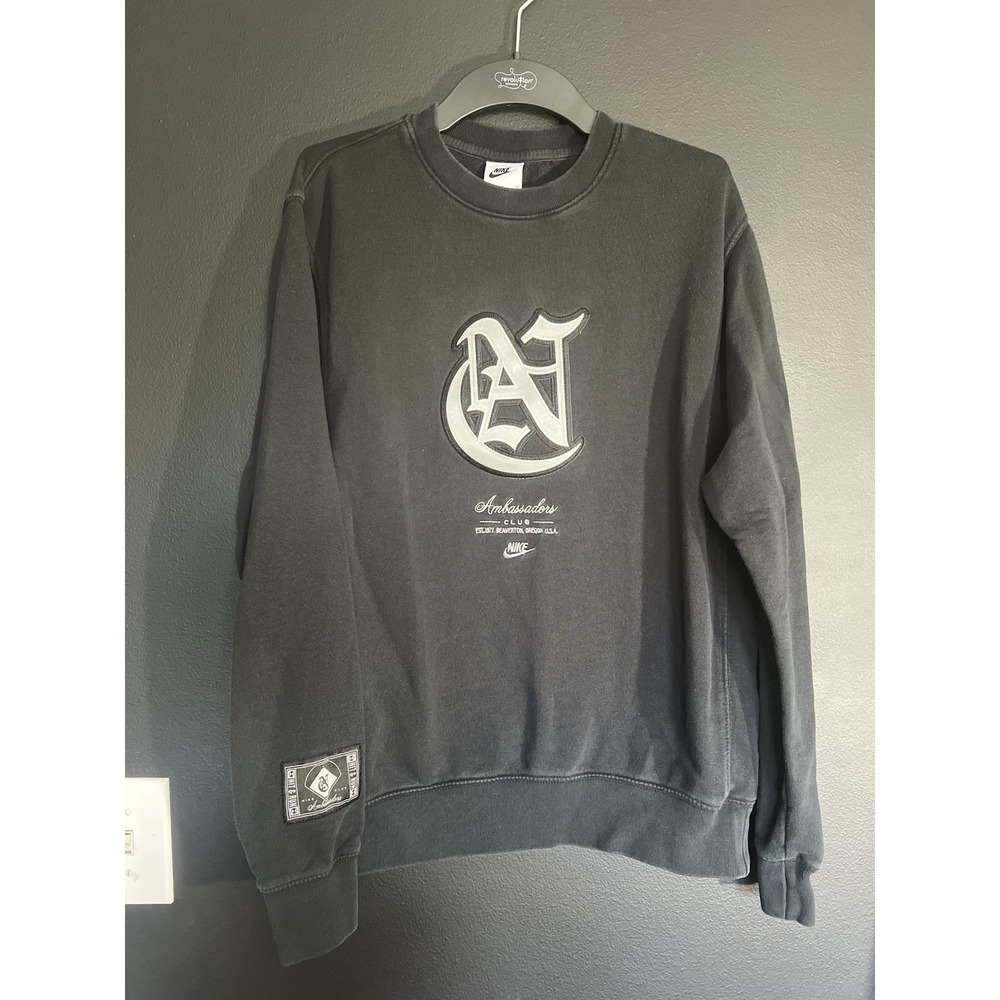 Nike Ambassador Club Sweater Rare Old English Logo‎ Crewneck Sweatshirt Small